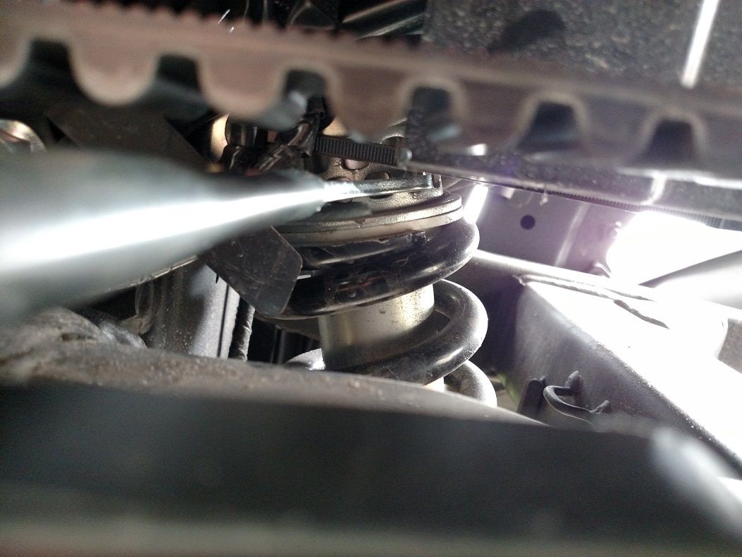 Adjusting shock!? Yamaha Star Stryker